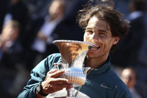 Nadal impone su ley ante Federer y logra su séptima corona en Roma