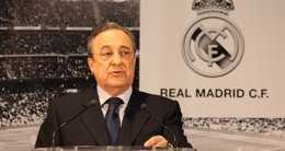Foto: Florentino Pérez anuncia el adiós de Mourinho (EUROPA PRESS)