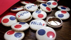 Foto: La nueva opción de pago de Flickr: Regala 1TB y cobra 500$ por el segundo ( POOLIE CC FLICKR)
