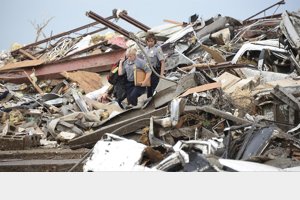 Reducen de 51 a 24 la cifra oficial de muertos por el tornado de Oklahoma