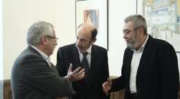Foto: PSOE y sindicatos coinciden en pedir otras políticas aprovechando "los vientos de cambio" de la UE (EUROPA PRESS)