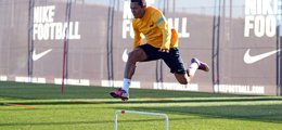 Foto: Adriano renueva con el FC Barcelona hasta 2017 (MIGUEL RUIZ/FCB)