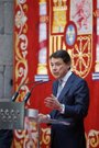 González condiciona una reunión con Gómez sobre Sanidad a que presente 