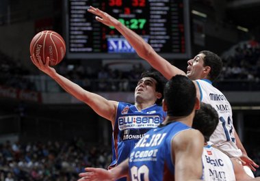 Foto: La 'cenicienta' busca sorprender al Real Madrid (ACB PHOTO)