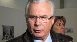 Foto: Garzón dice que "es el momento de participar en política" ante el "panorama bochornoso" aunque no irá en ninguna lista (EUROPA PRESS)