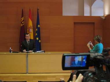 Foto: El Gobierno regional insta a los sindicatos a retomar el diálogo sobre el plan de reequilibrio (EUROPA PRESS)