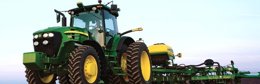 Foto: John Deere estudia con Repsol y Firestone cómo sacar el máximo rendimiento de la maquinaria agraria (JOHN DEERE)