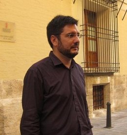 Foto: EUPV ve "cantada" la imputación de Camps y Barberá y advierte de que pedirá su dimisión (EUROPA PRESS)