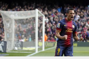 Alexis: 'Había muchas ofertas, me quedo porque el club me lo dijo'