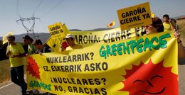 Foto: Alternatiba llama a "manifestarse masivamente" en Vitoria contra la prórroga (GREENPEACE)