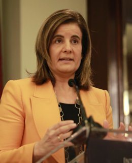 Foto: El PSOE pedirá explicaciones a Báñez el miércoles en el Congreso ante la "dramática" fuga de cerebros (EUROPA PRESS)