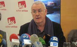 Foto: Cayo Lara acusa al Gobierno de "caminar" contra la Justicia en las investigaciones en torno a la infanta  (EUROPA PRESS)
