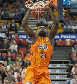 Foto: Previa del CAI Zaragoza - Valencia Basket (ACB PHOTO)
