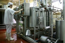 Foto: La cifra de negocios de la industria aumenta un 4,2% en abril (EUROPA PRESS)