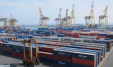 Foto: El déficit comercial se redujo un 59,4% en los cuatro primeros meses (EUROPA PRESS)