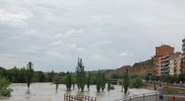 Foto: El caudal del Cinca se estabiliza en Fraga (Huesca) y la avenida remite sin causar daños personales ni materiales (AYUNTAMIENTO DE FRAGA)