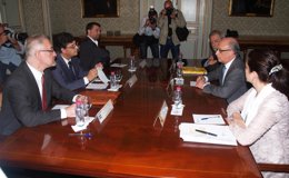 Foto: Gobierno aprobará medidas para consistorios con problemas financieros a cambio del compromiso con planes de ajustes (EUROPA PRESS/JUNTA DE ANDALUCÍA)
