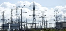 Foto: El Congreso da luz verde definitiva al crédito de 2.200 millones para financiar el déficit tarifario (EUROPA PRESS)