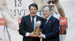 Foto: Florentino Pérez: "La leyenda del Real Madrid también se ha forjado con el baloncesto" (COMUNIDAD DE MADRID)