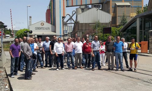 Concentración de la plantilla de Cementos Alfa