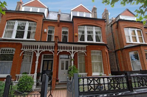 La inversión extranjera en inmuebles en España se desploma un 38% en el primer trimestre