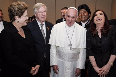 Foto: Morales: "Aprendí del Papa que un cristiano no lo es si no es revolucionario" (REUTERS)