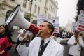 Foto: Ya son más de una treintena los médicos en huelga de hambre en Perú (REUTERS)