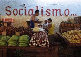 Foto: Cuba acaba con el monopolio estatal para comercializar alimentos (REUTERS)