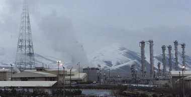 Foto: Irán invita a los inspectores de la AIEA a visitar el reactor de Arak (STRINGER IRAN / REUTERS)