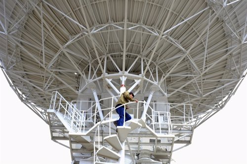 ÞÁrea de control del satélite Túpac Katari, en las afueras de La Paz.