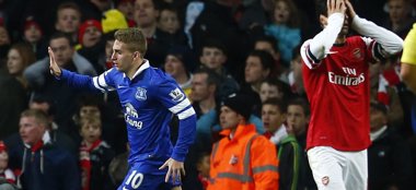 Foto: Deulofeu evita una nueva victoria del Arsenal (REUTERS)