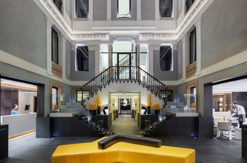 Hotel H10