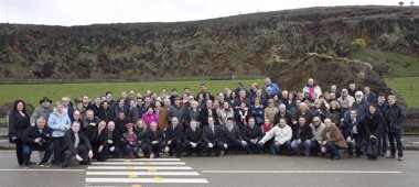 Foto: Arasti invita al centenar de periodistas participantes en el Congreso de la AEPD a ser "embajadores de Cantabria" (GOBIERNO )