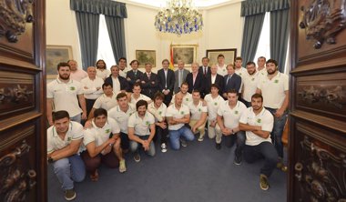 Foto: Santander desea suerte al Bathco de Rugby en la final de la Copa del Rey (AYTO )