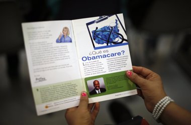 Foto: Unos trece millones de personas inscritas en el 'Obamacare' (LUCY NICHOLSON / REUTERS)