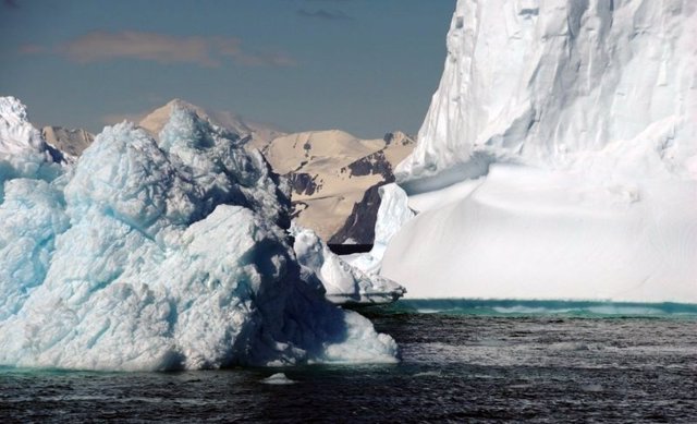 Fusión de hielo en la Antártida