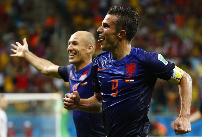 Van Persie y Robben con Holanda