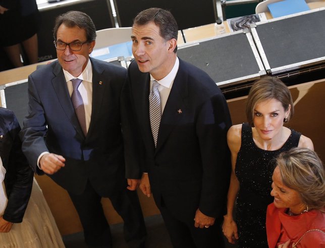 El Rey, la Reina y Artur Mas en Girona