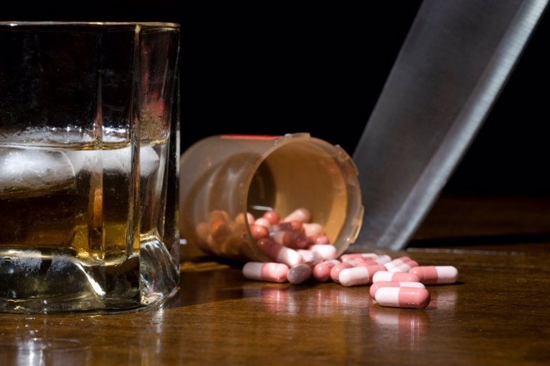 Los indicios de la dependencia femenina alcohólica