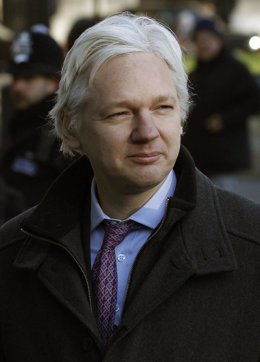 Foto: Assange informa de que abandonará "pronto" la Embajada de Ecuador en Londres (© ANDREW WINNING / REUTERS)