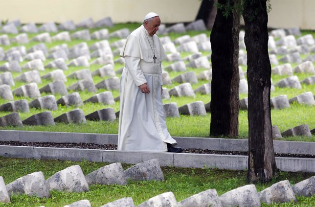 El Papa denuncia “la indiferencia de tantos” ante el terrorismo contra los cristianos en Irak y Siria