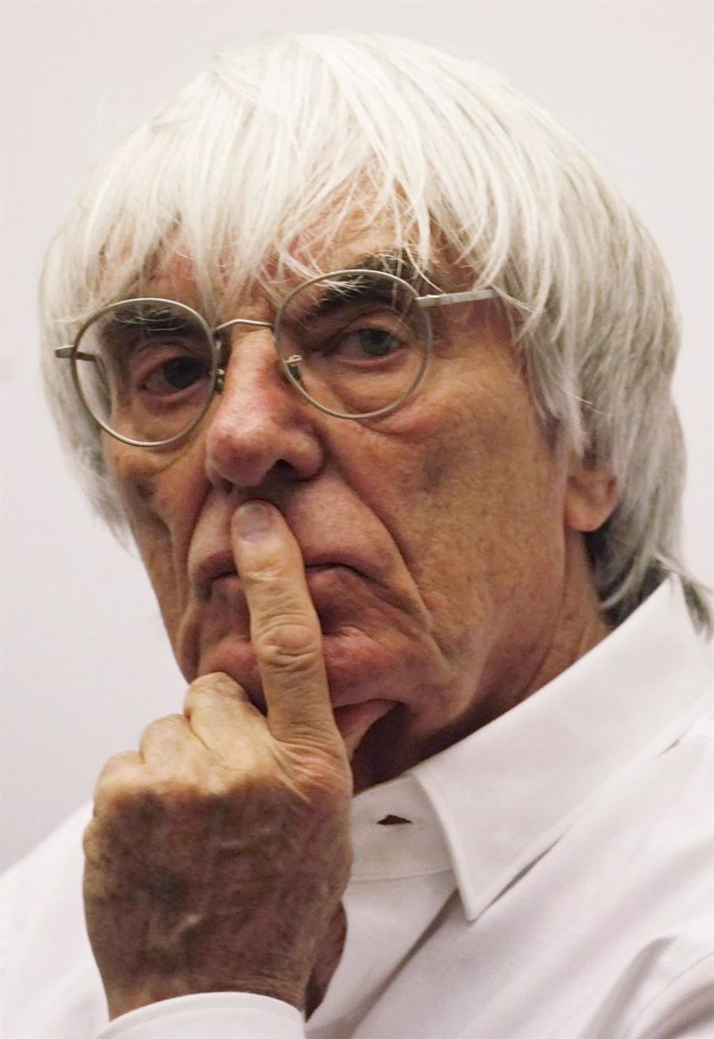 Ecclestone haciendo amigos