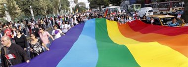 Foto: La Corte Constitucional mantiene la restricción para la adopción de niños por parejas del mismo sexo (MARIANA BAZO / REUTERS)