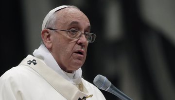 Foto: El Papa Francisco denuncia la "intolerable brutalidad" del Estado Islámico contra los cristianos (MAX ROSSI / REUTERS)