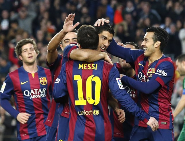 Messi se divierte con el Levante
