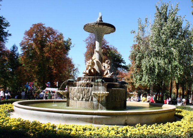 stock de fotos de retiro fuente de parque alcachofa madrid madrid csp8003594 buscar los rincones parque de el retiro stock de fotos de retiro fuente de parque alcachofa madrid madrid csp8003594 buscar los rincones parque de el retiro