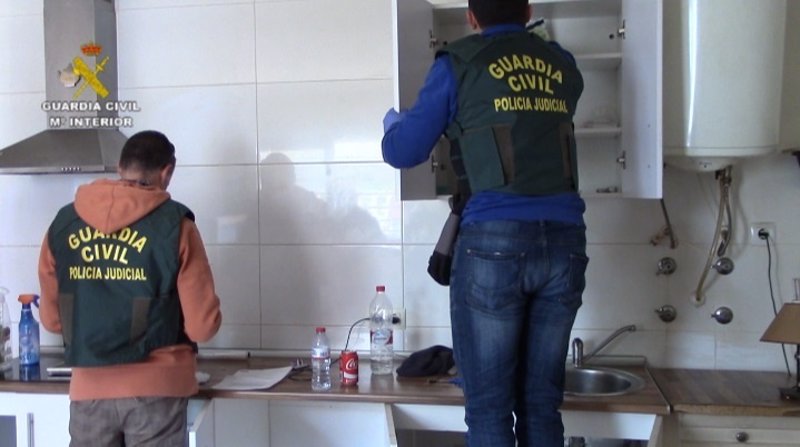 levas erótico drogas cerca de Granada levas erótico drogas cerca de Granada