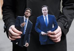 Foto: Una encuesta pronostica un empate técnico entre Cameron y Miliband (STEFAN WERMUTH / REUTERS)