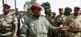 Foto: Un exjefe militar de Guinea niega ser culpable de la masacre de 156 personas en 2009 (REUTERS)