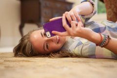 4 consejos para ligar con el móvil este verano (CORDON PRESS)